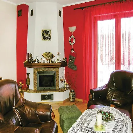 Holiday home Holiday With Fireplace 03 Milomlyn